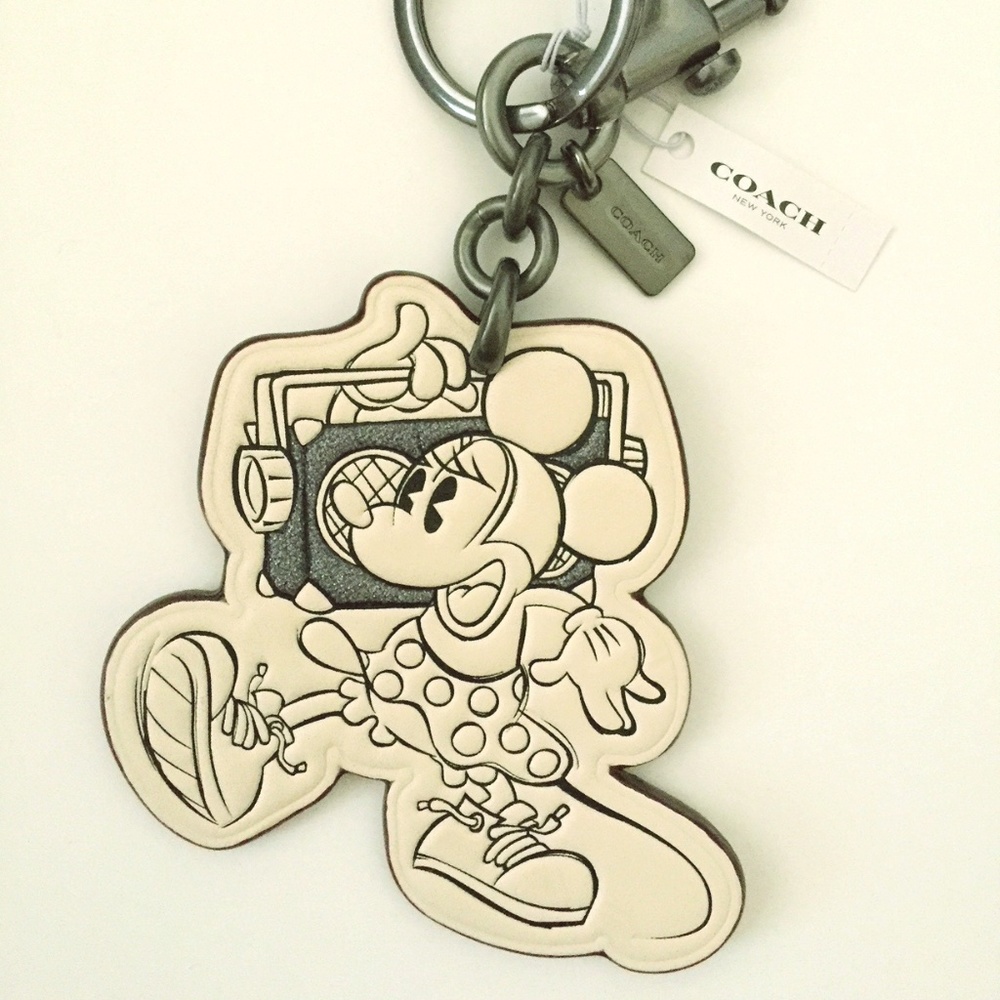 ✨New Coach x Disney MinnieMouse Bag Charm Key Ring
